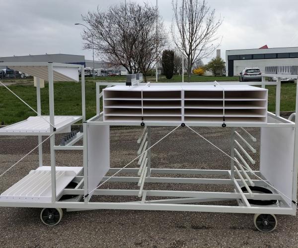 Remorque 2 ED pour pièces de carrosserie, vue de face
