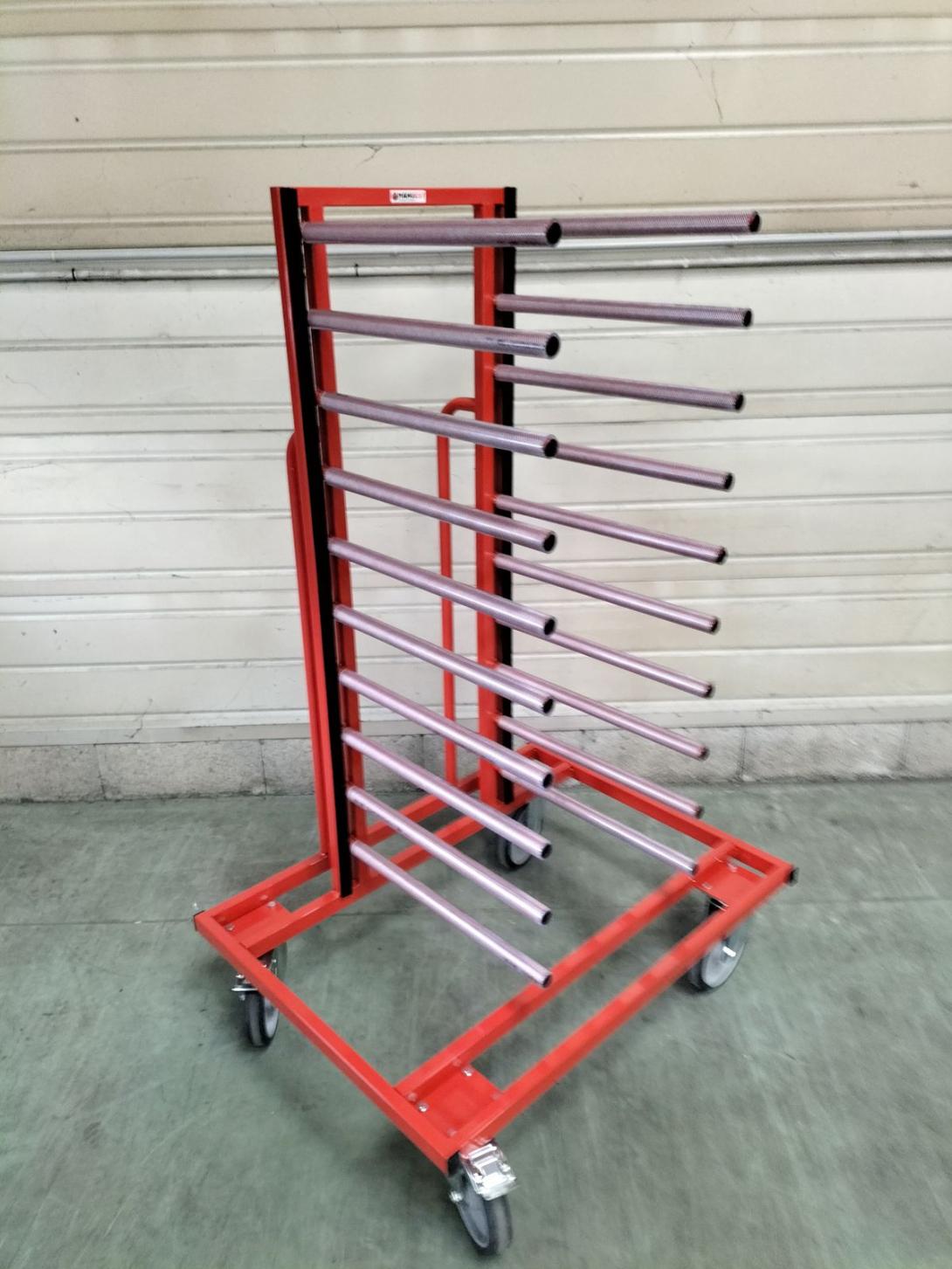 Petit chariot à bras porte vitres