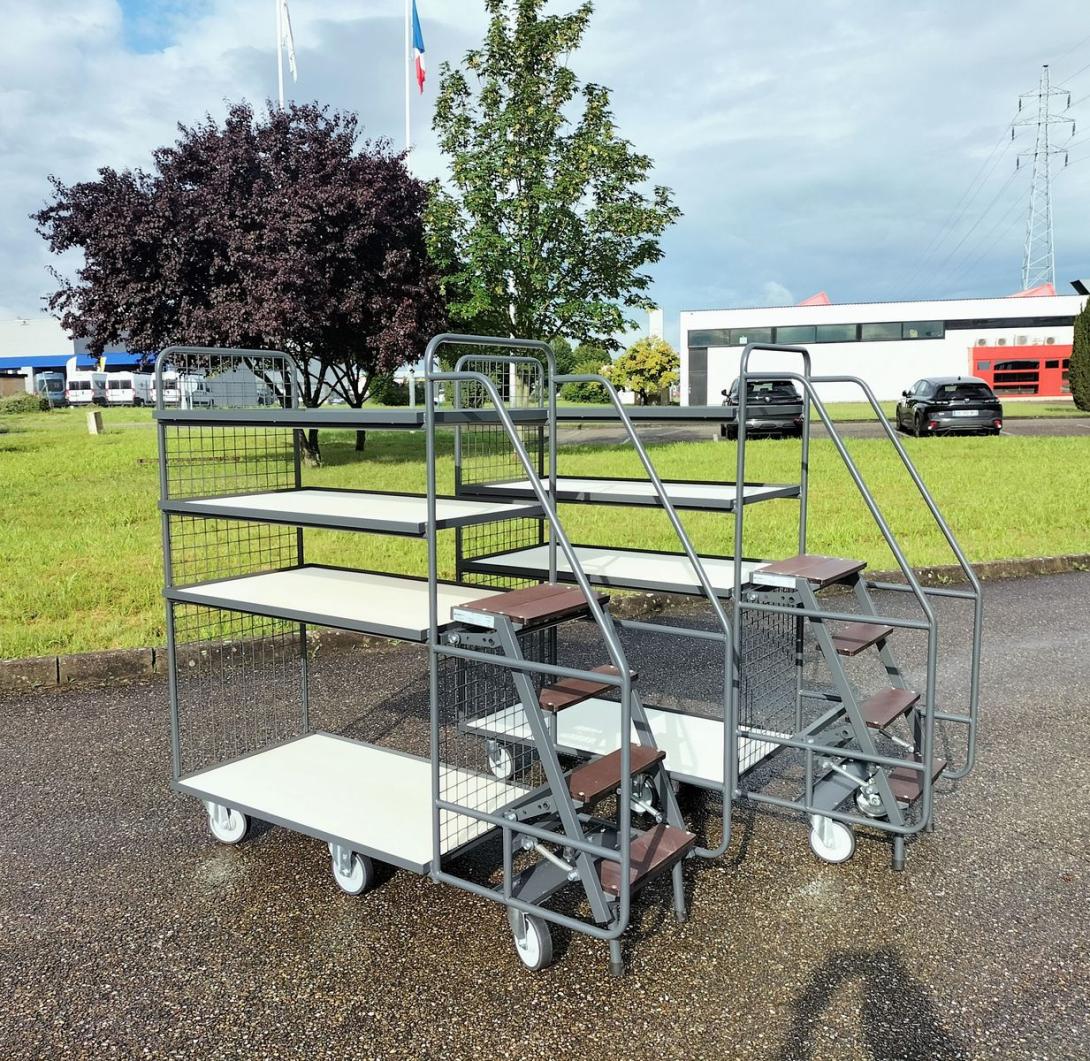 Chariot de picking avec escabeau